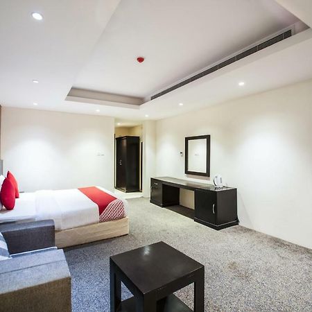 Oyo 200 Majestic Homes El-Huber Dış mekan fotoğraf