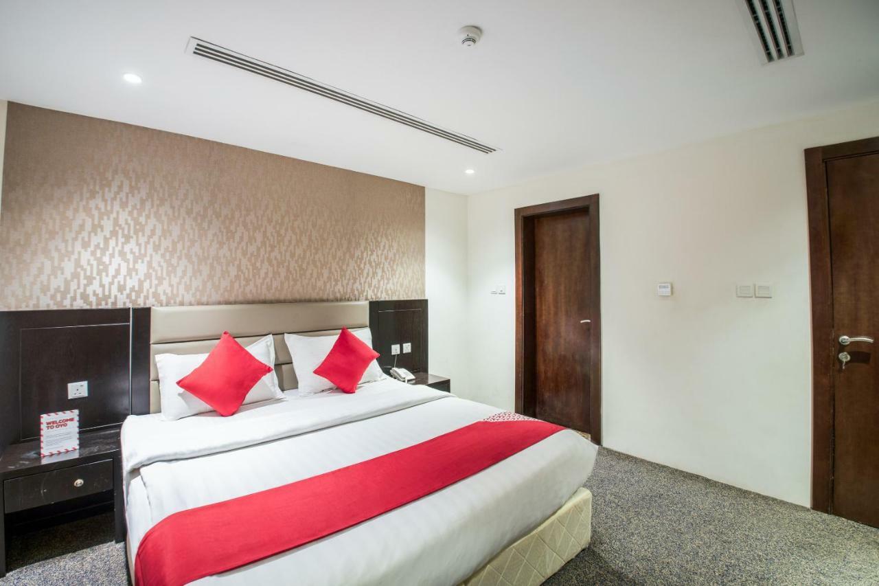 Oyo 200 Majestic Homes El-Huber Dış mekan fotoğraf